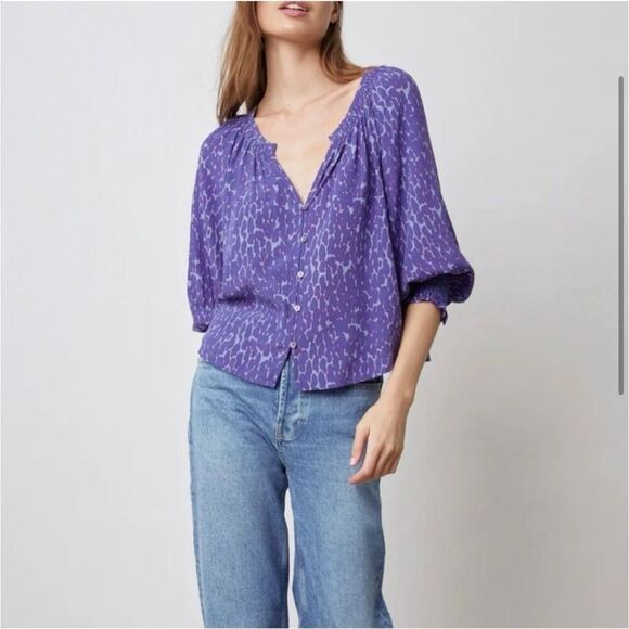 Rails Mariah Smocked Blouse in Purple & Grey Static Leopard sz M EUC - Picture 1 of 12